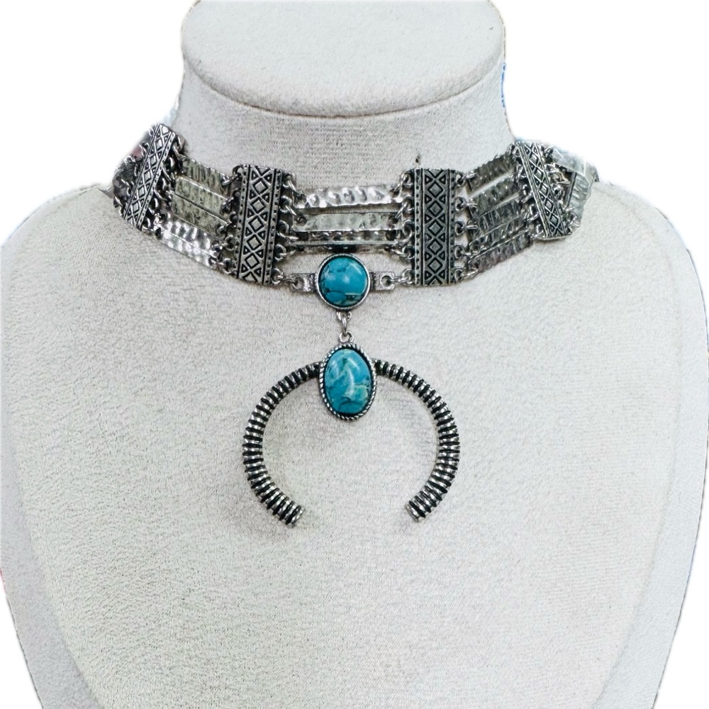 SHYANNE- Silver and Turquoise Choker Necklace